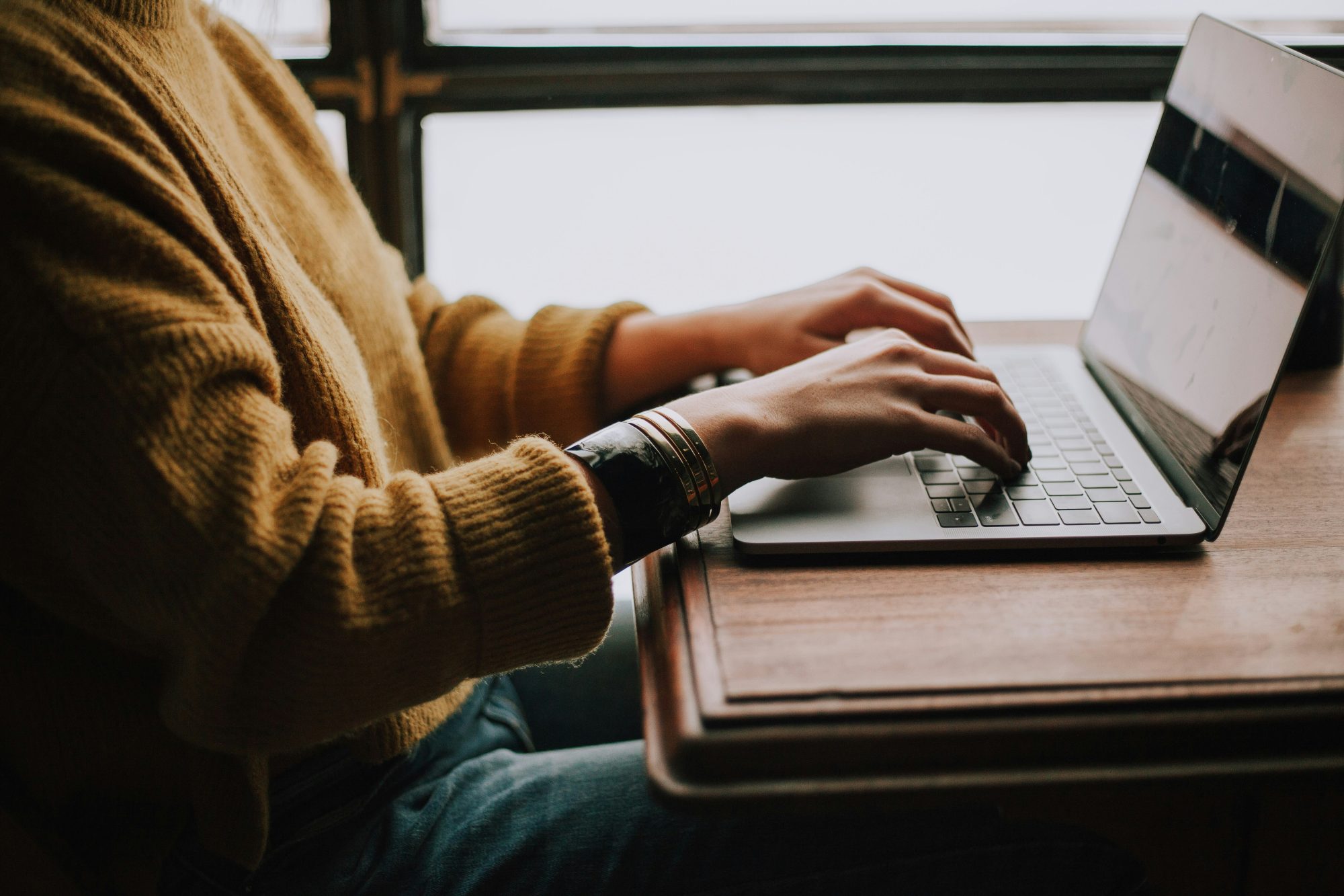 How much does it cost to develop a website?